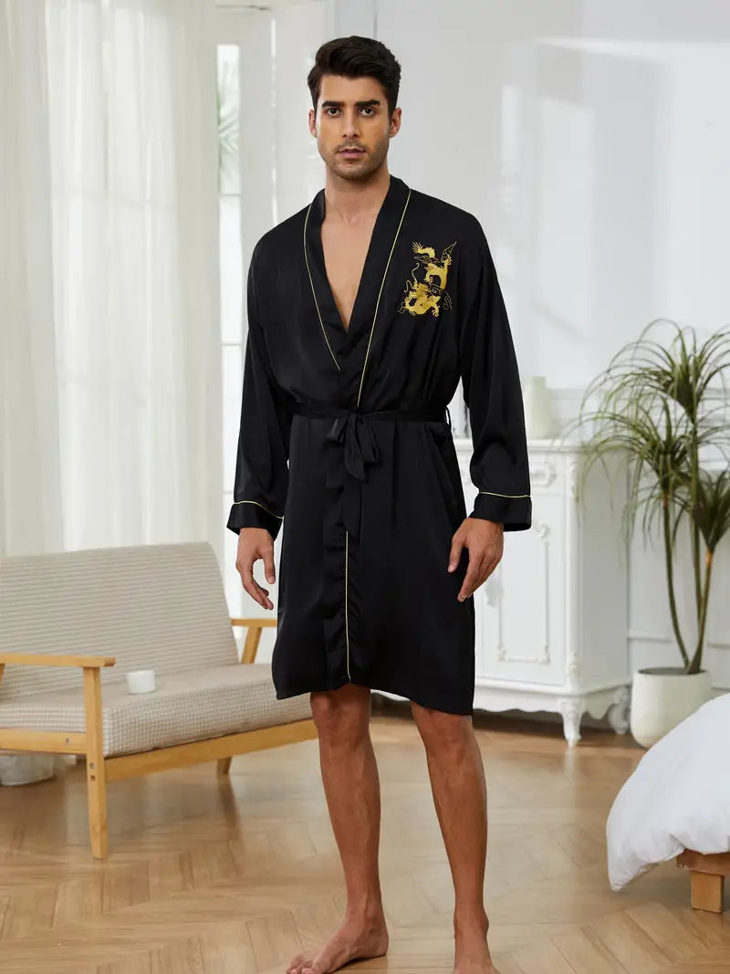 Peignoir de Luxe Noir avec Détails Dorés