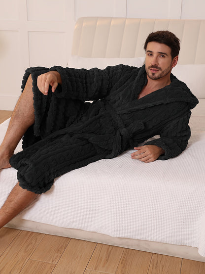 Peignoir homme effet torsadé en tissu éponge à capuche