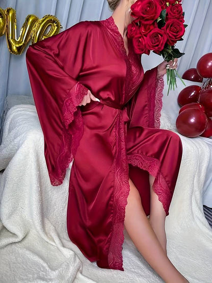 Peignoir de Salon en Satin Élégante