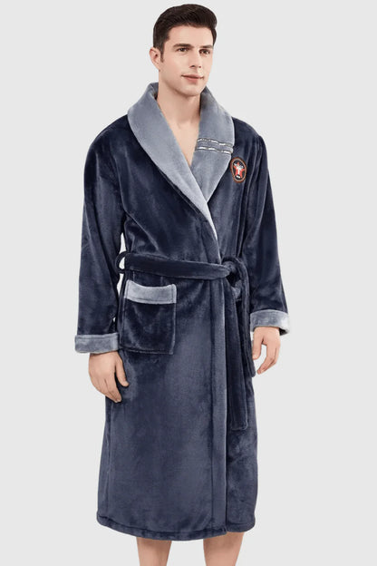 Peignoir de bain homme col châle avec écusson brodé