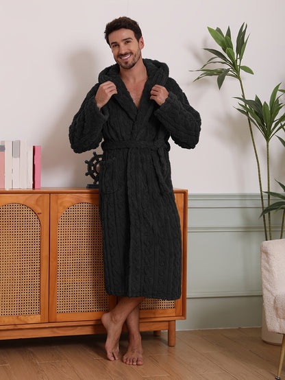 Peignoir homme effet torsadé en tissu éponge à capuche