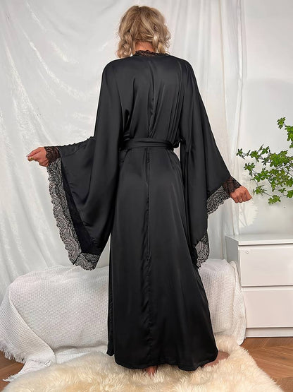 Peignoir de Salon en Satin Élégante